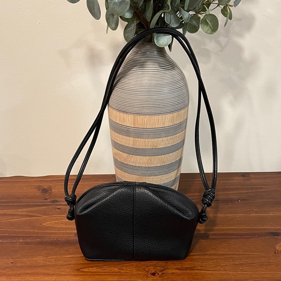 Banana Republic Factory Handbags - Banana Republic Factory Black Shoulder Bag